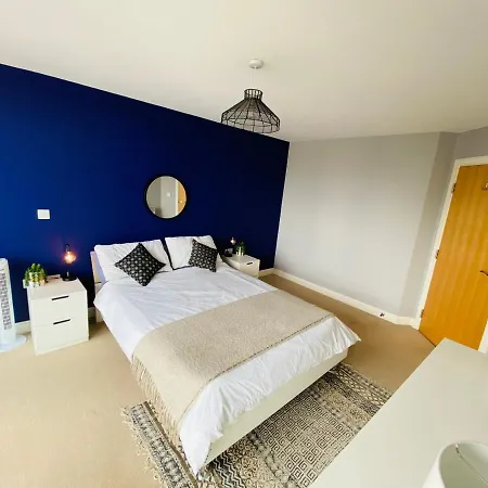 Stewart St James Walk Apartment Cheltenham Buitenkant foto