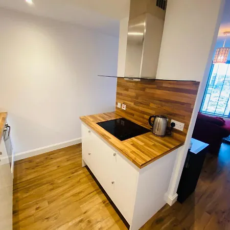 Stewart St James Walk Apartment Cheltenham Buitenkant foto